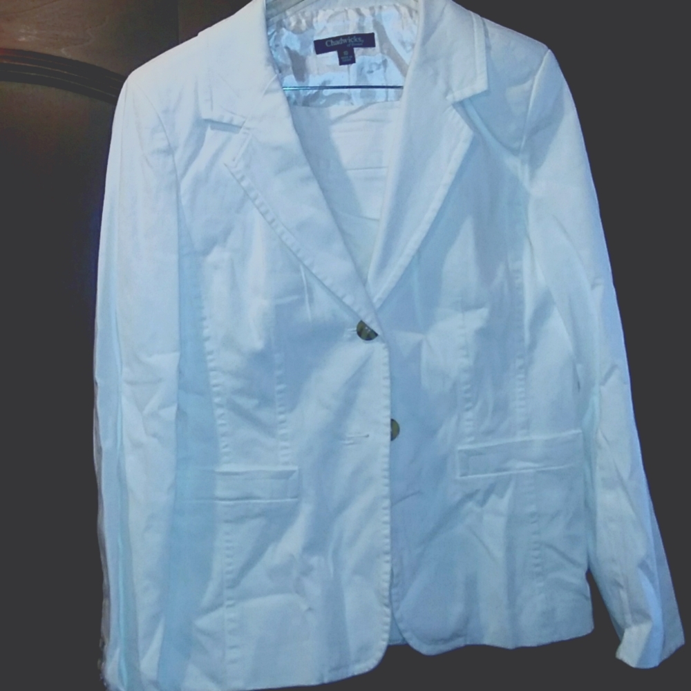 White Ladies Suit